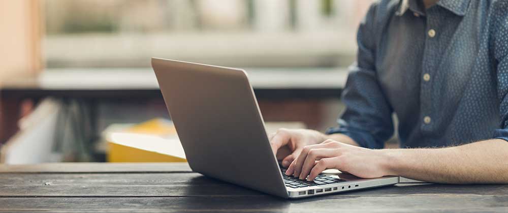 Bærbare computere til alle dine opgaver elcom.dk